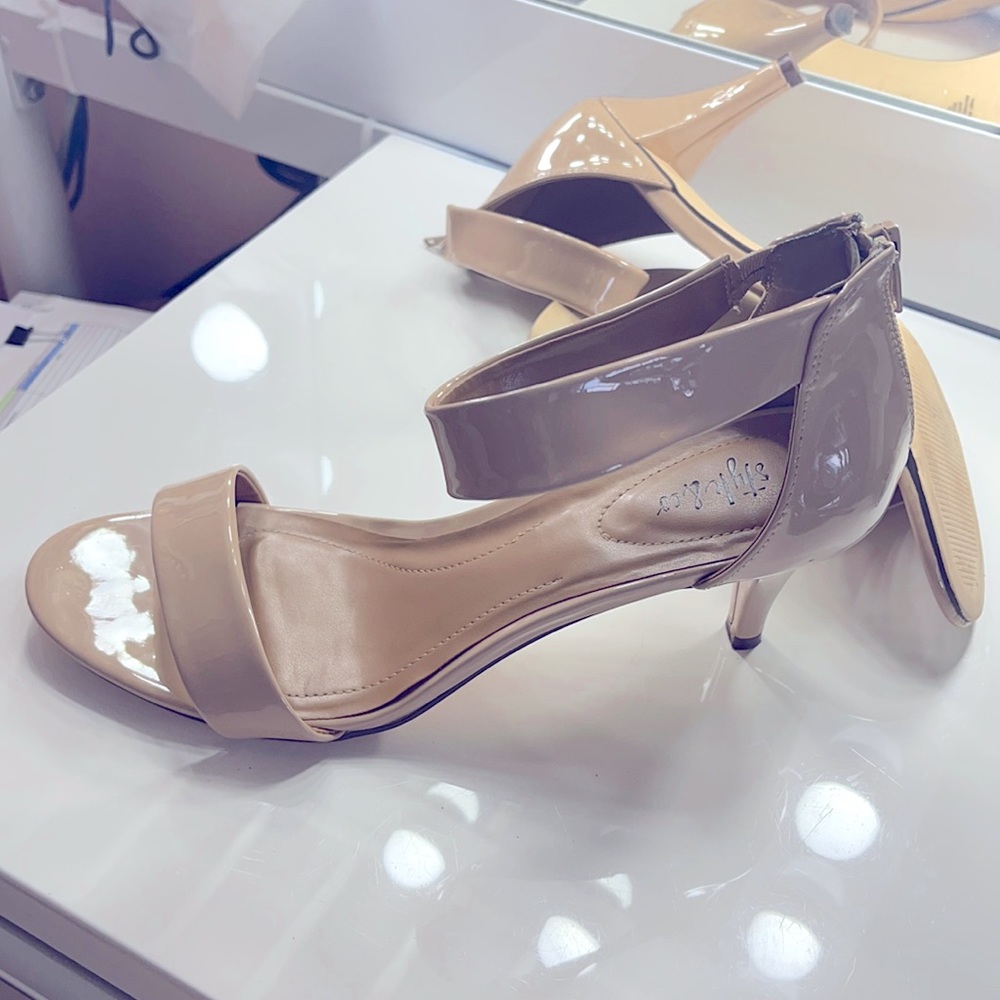 Style &co Payceepr Nude heel